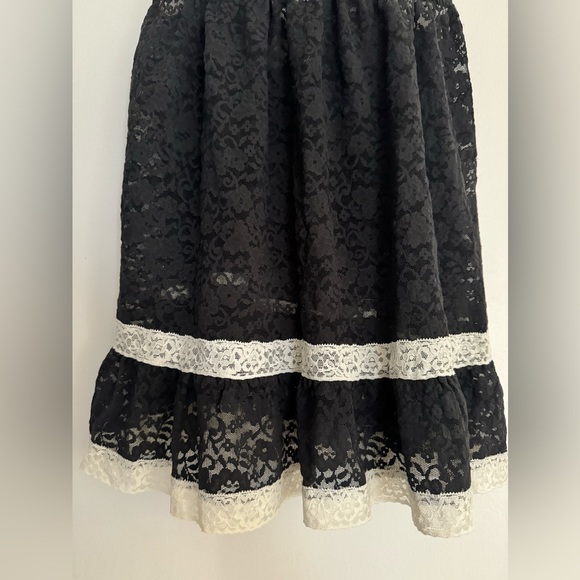 Victoria Secret - Lingerie Black and white lace top - size M - Picture 2 of 5